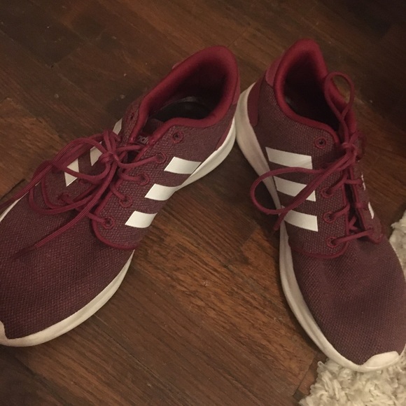 maroon adidas tennis shoes